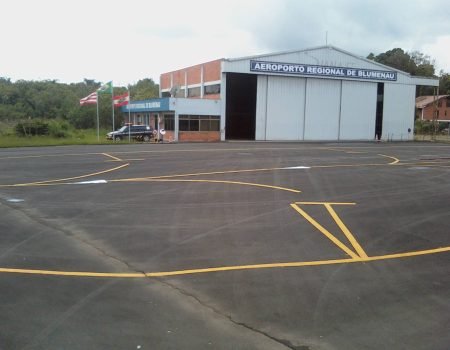 Aeroporto_Regional_de_Blumenau_src_facebook_04