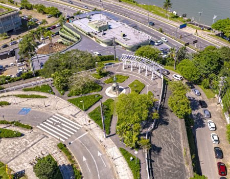 Vista de Drone aérea da Praça Hercílio Luz