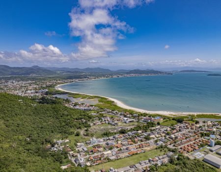 Vista Aérea Praia da Ponta das Canas, Cachoeira do Bom Jesus, Florianópolis - SC